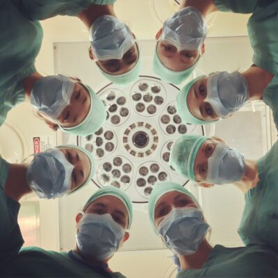 iTOOsday: Civil and Criminal Liability of Healthcare Professionals